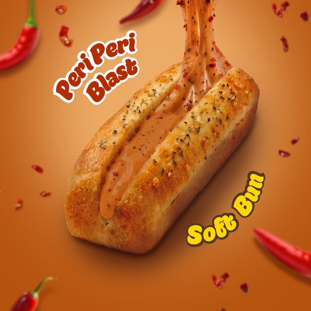 Harvest Gold Snackiez Peri Peri Cream Bun