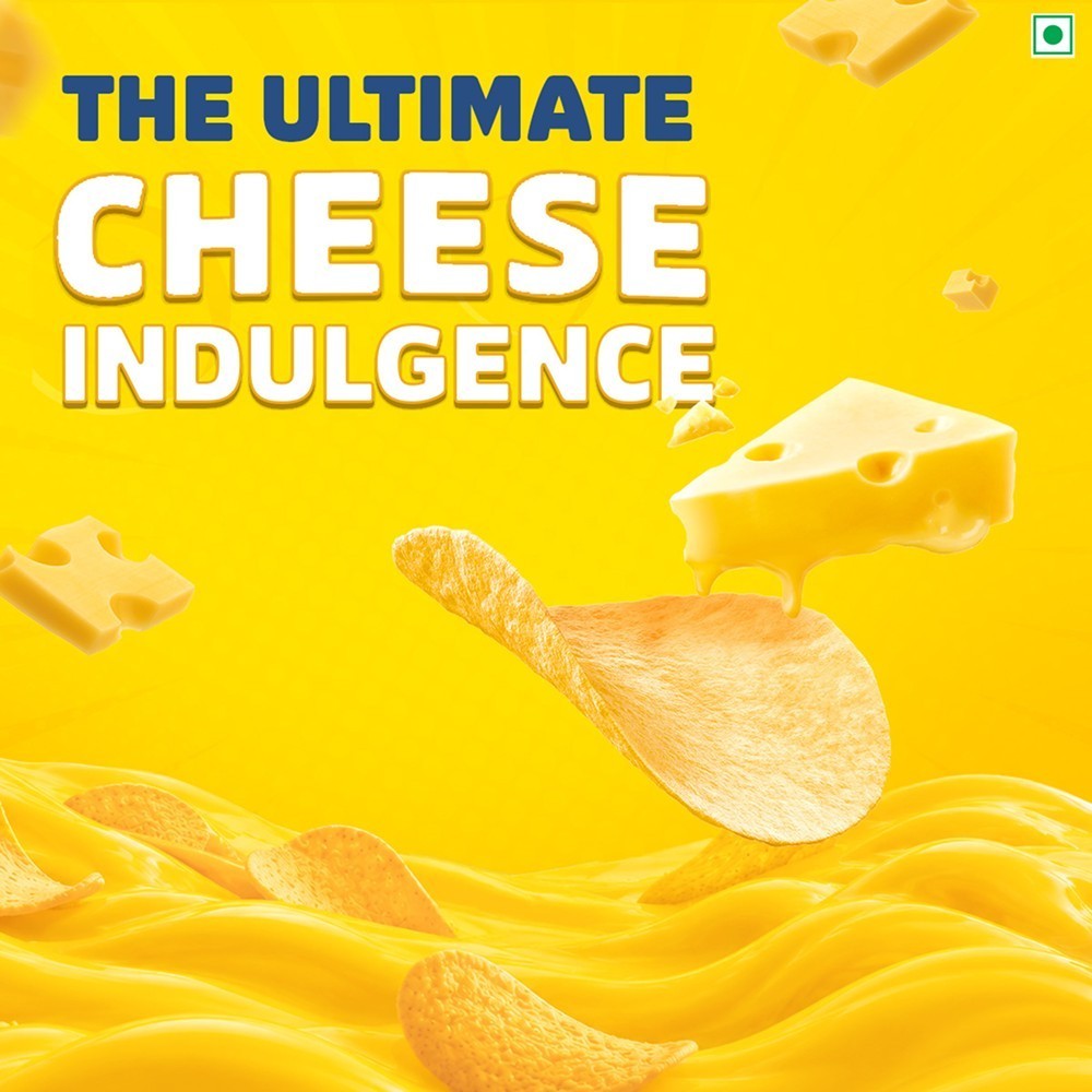 Pringles Cheese Burst Potato Chips